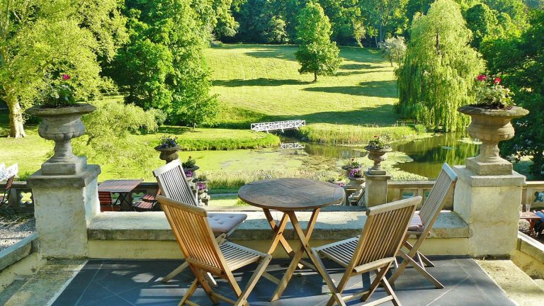 Comment décorer votre jardin pour les beaux jours ?