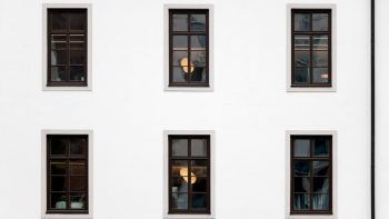 Comment choisir les fenêtres parfaites pour votre maison à Beauchamp ?