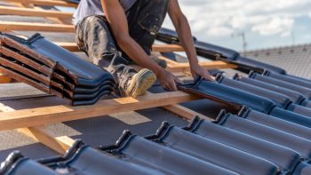 Couvreur professionnel : garantir une toiture durable et étanche