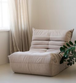 Petit salon carré : les atouts de la méridienne pour un espace optimisé