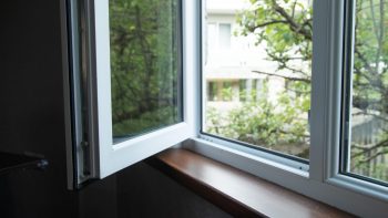 Les fenêtres en rénovation : comment bien choisir vos matériaux de menuiserie pour allier style et performance ?