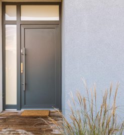 Portes design et sécurité : conseils pour un intérieur moderne et protégé