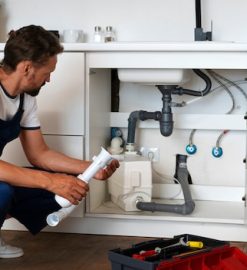 Des artisans plombiers au service d’aubervilliers : efficacité et proximité