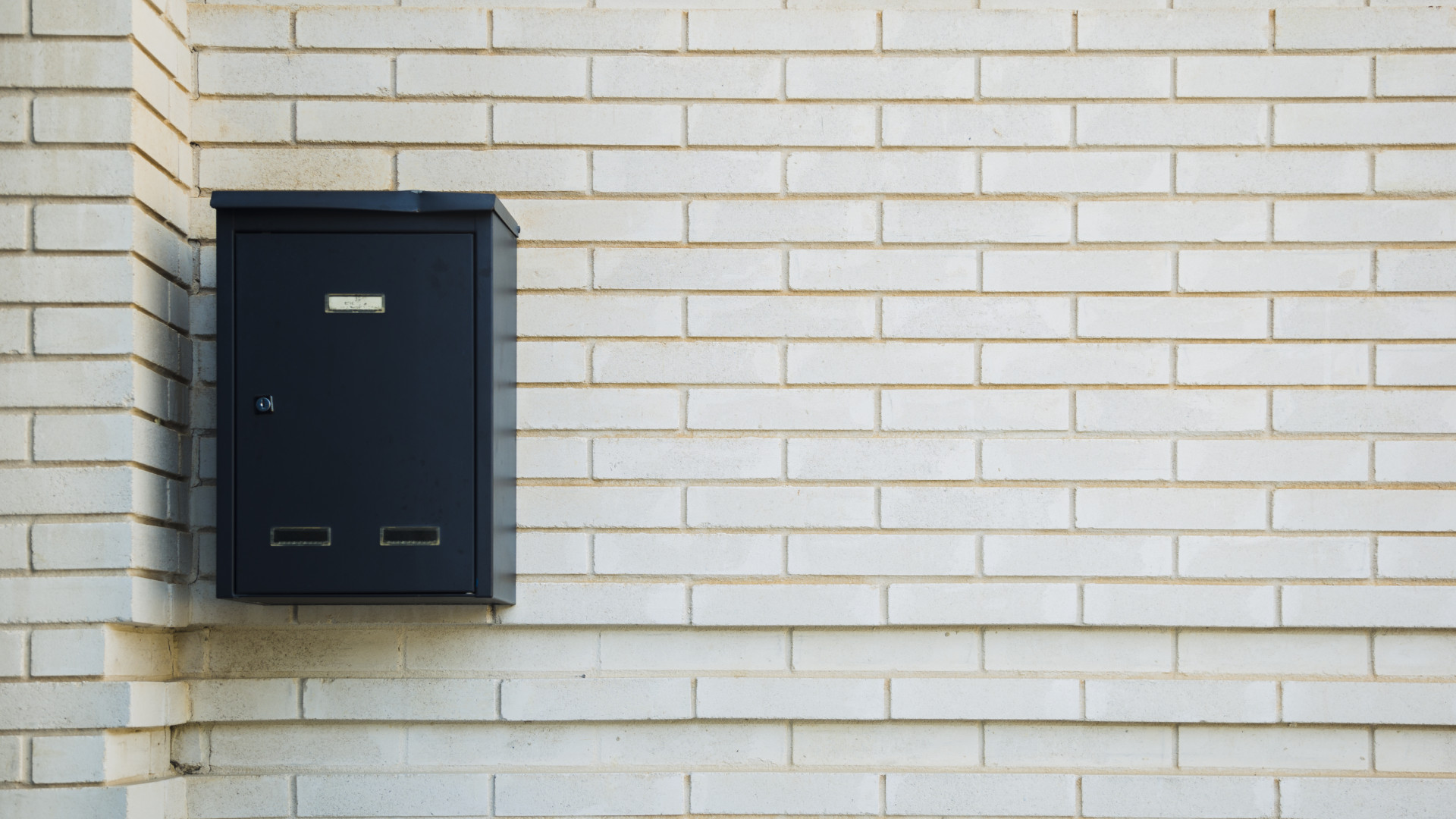 Perte de clé de boîte aux lettres : l’intervention d’un serrurier professionnel